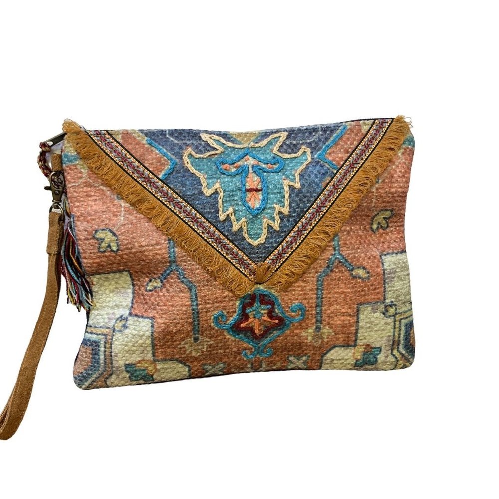 *Soft Surroundings Blue & Tan Print Wristlets Medium - Picture 1 of 3